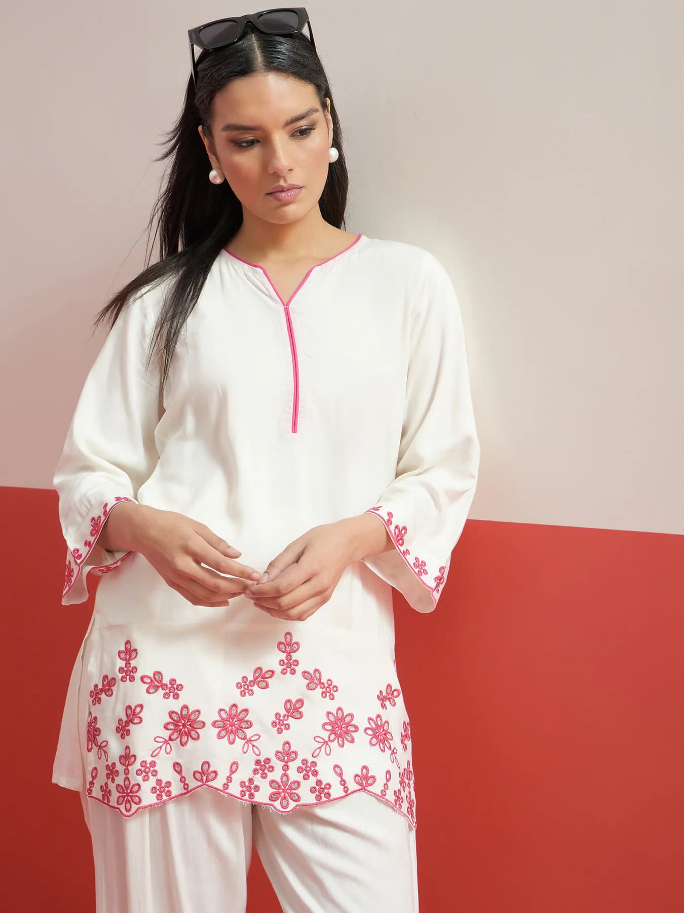 Women's White Festive Three Quarter Sleeves Kurta Set