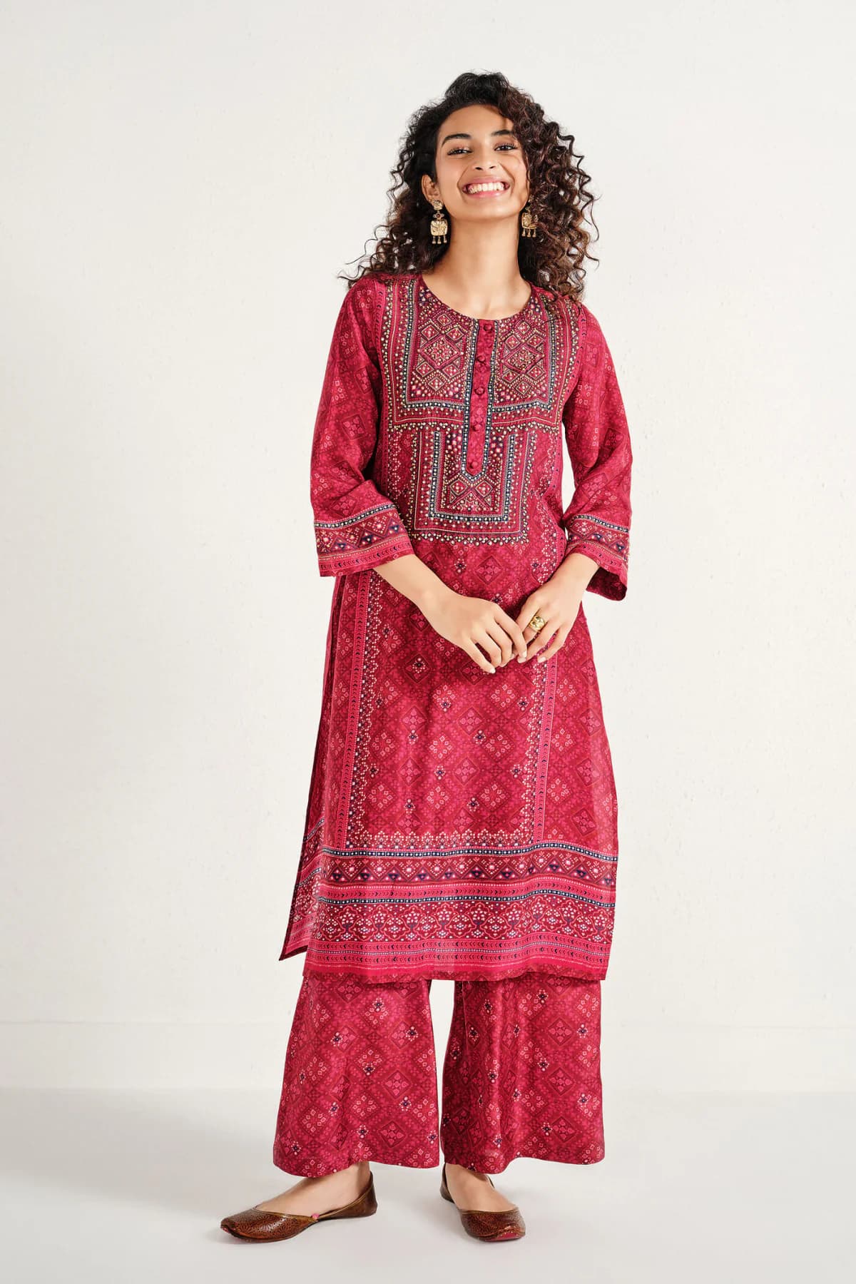 Women's Red Casual Three Quarter Sleeves Kurta Set
