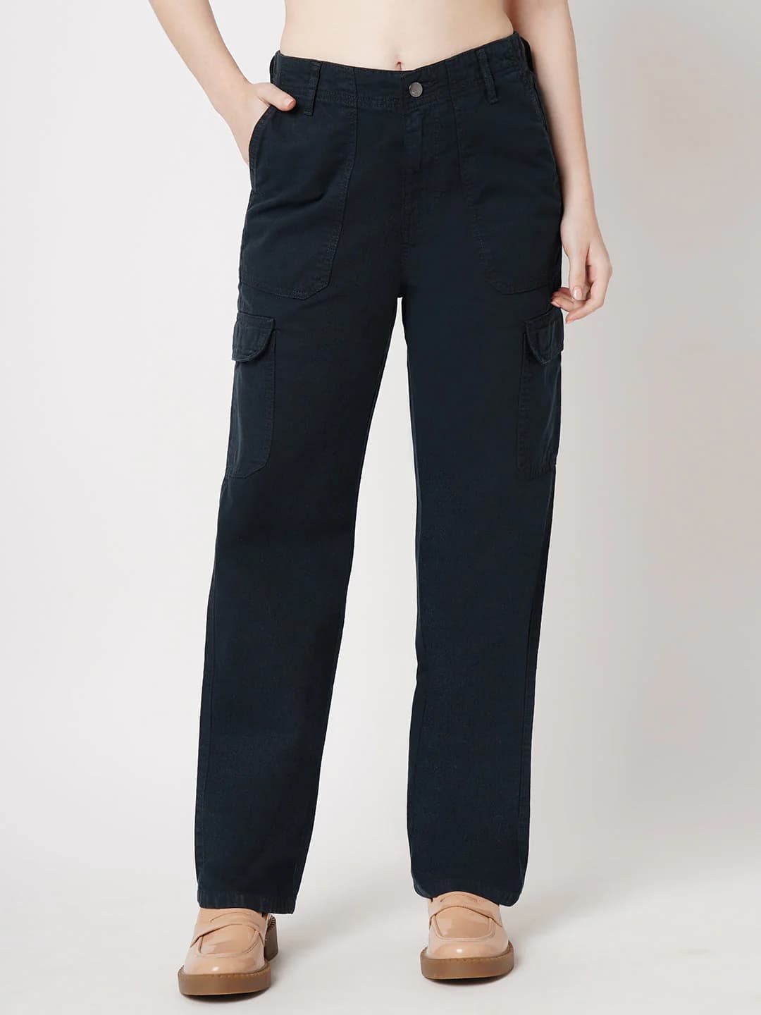 Women's Black Casual High Rise Regular Fit Cargos