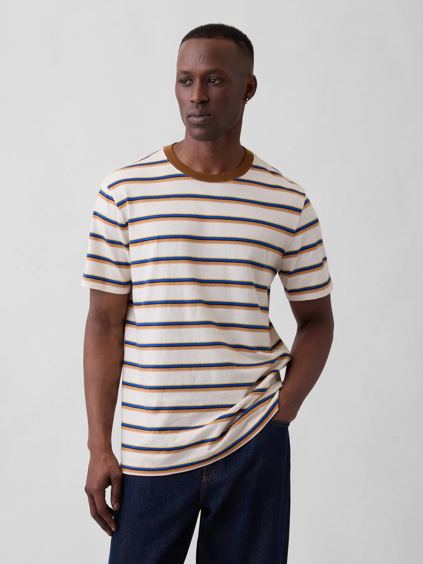 Men's Off White Casual Regular Fit Half Sleeves Tshirt