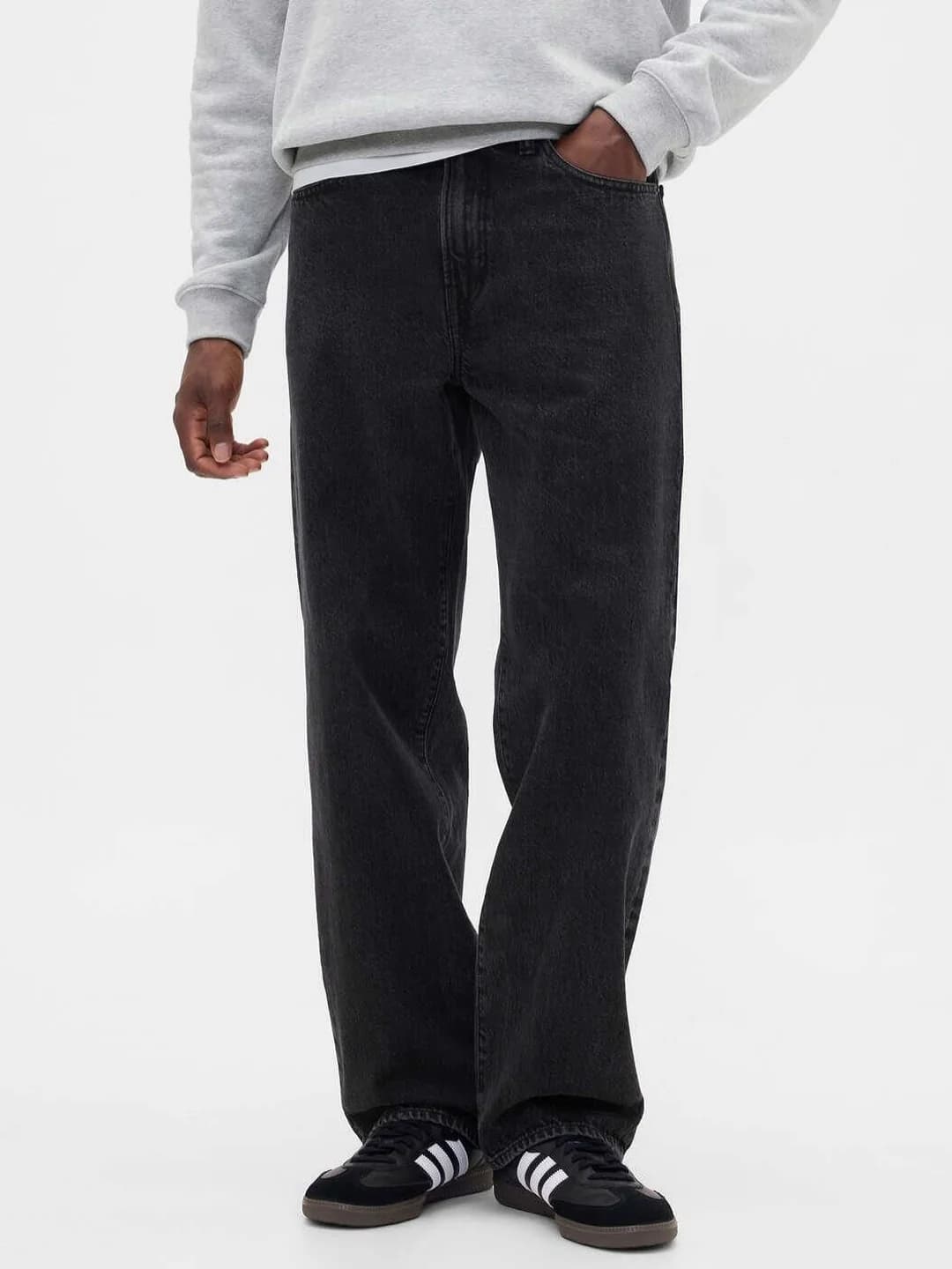Men's Black Casual Regular Fit Mid Rise Jeans