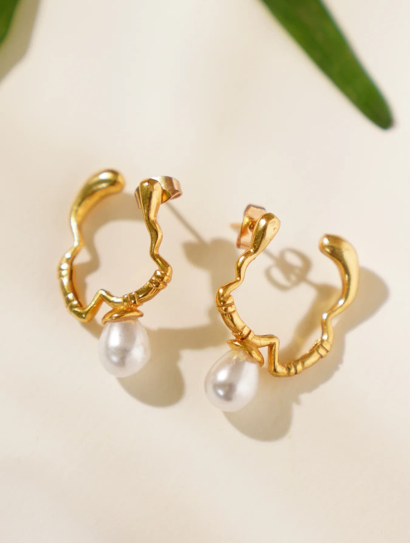 Women's Casual Wear Gold Plated Brass Hoops