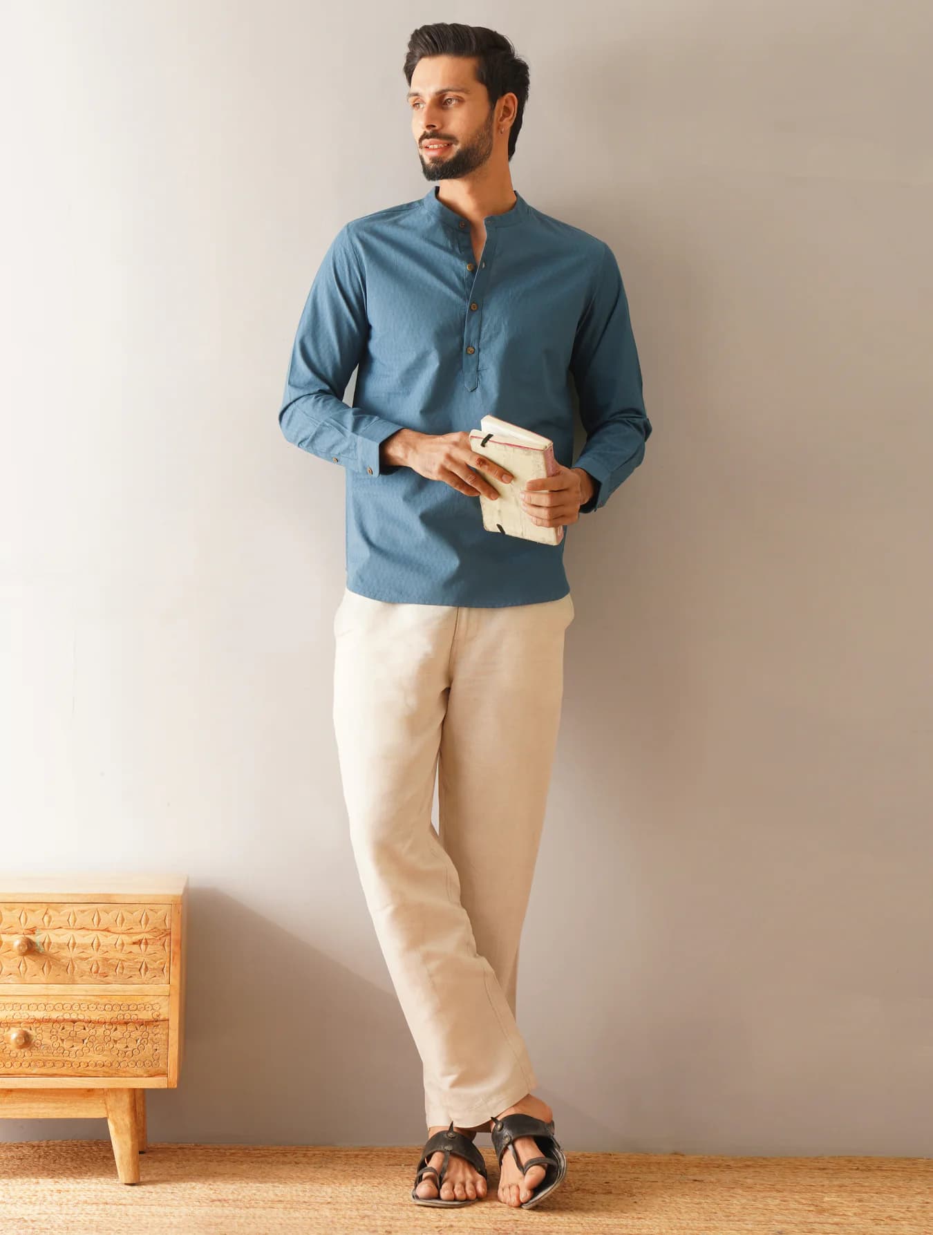 Men's Blue Casual Regular Fit Textured Full Sleeves Cotton Kurta