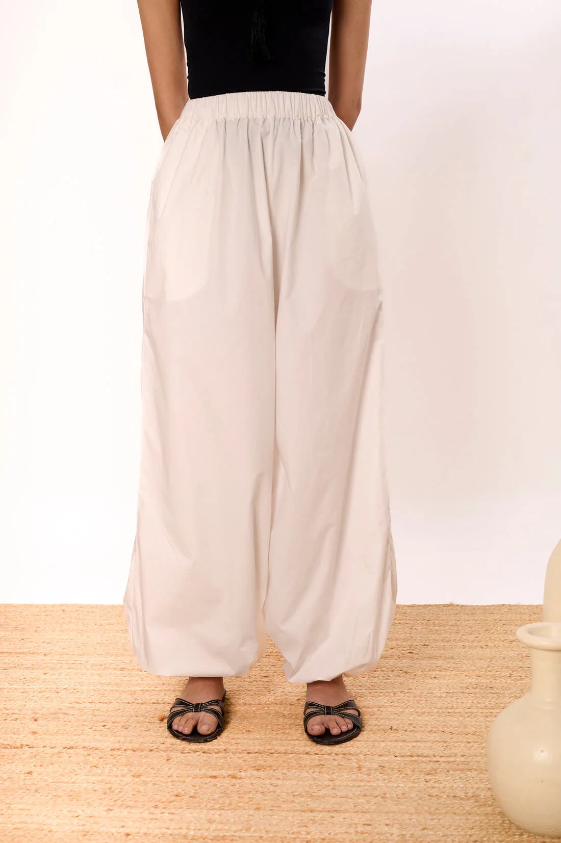 Women's White Casual High Rise Balloon Fit Trouser