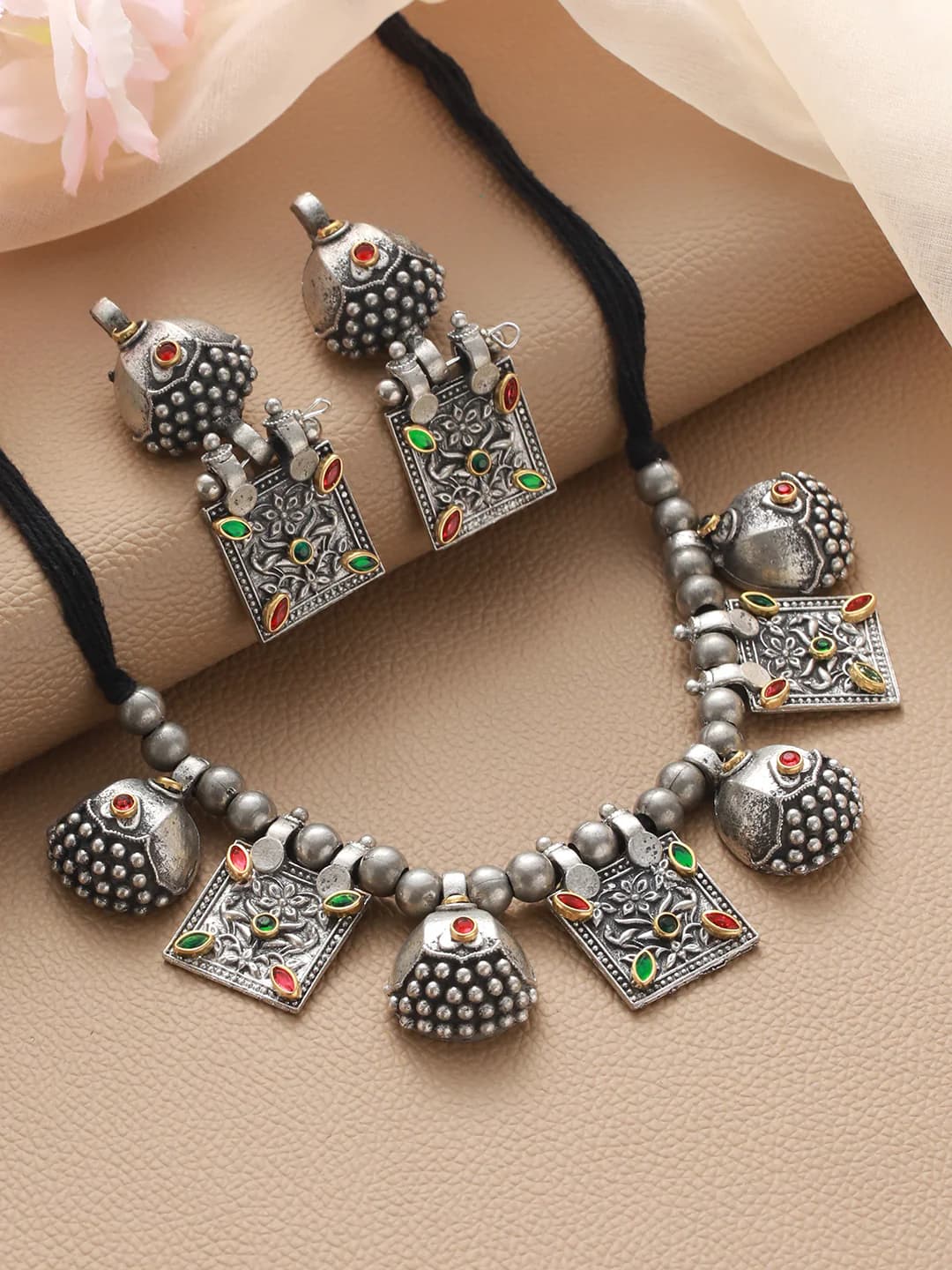 Women's Silver-Plated Kundan-Studded and Beaded Jewellery Set
