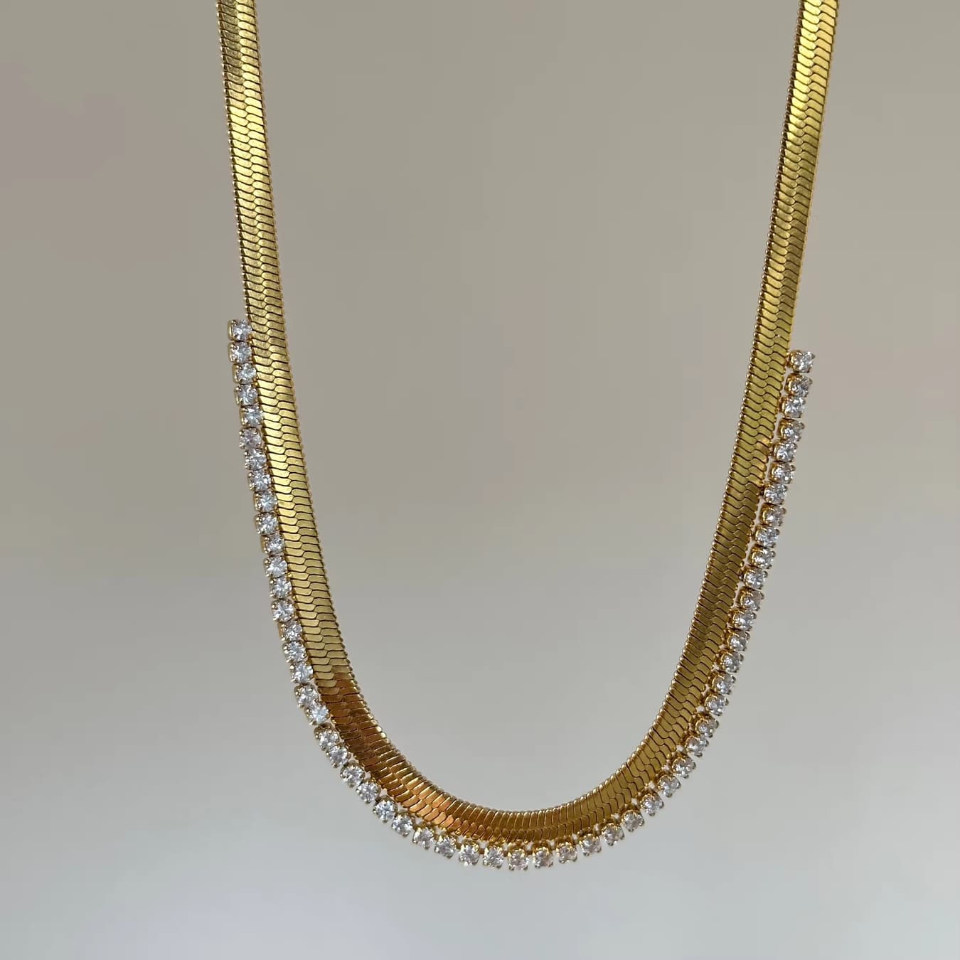 Women's Velar Gold Herringbone and Crystal Chain Necklace