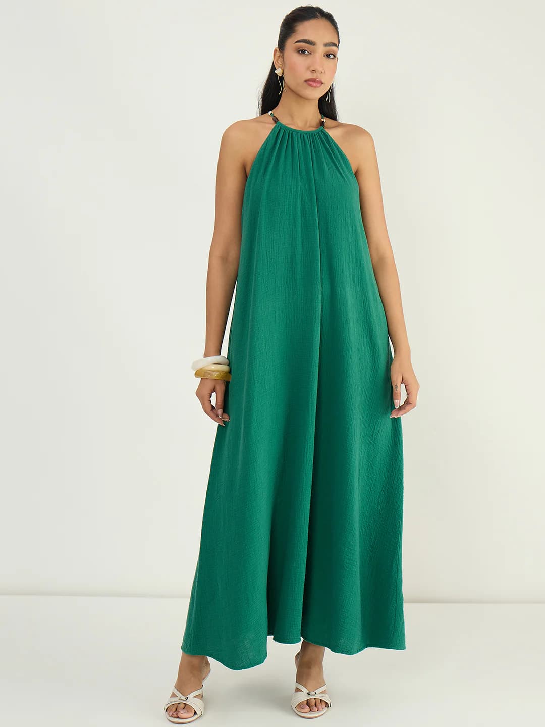 Women's Green Casual Solid A-Line Halter Neck Dress