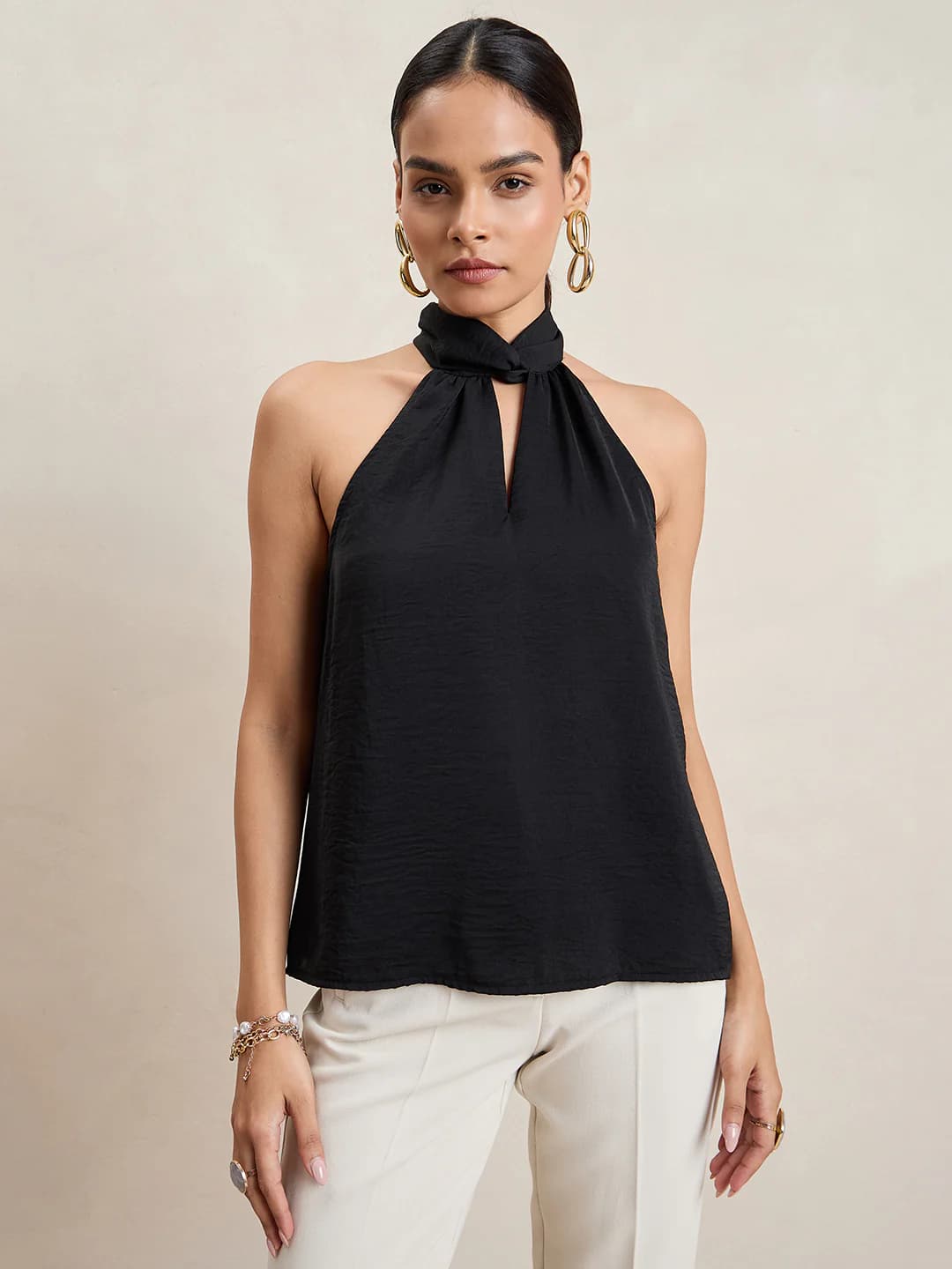 Women's Black Casual Solid Regular Fit Halter Neck Top