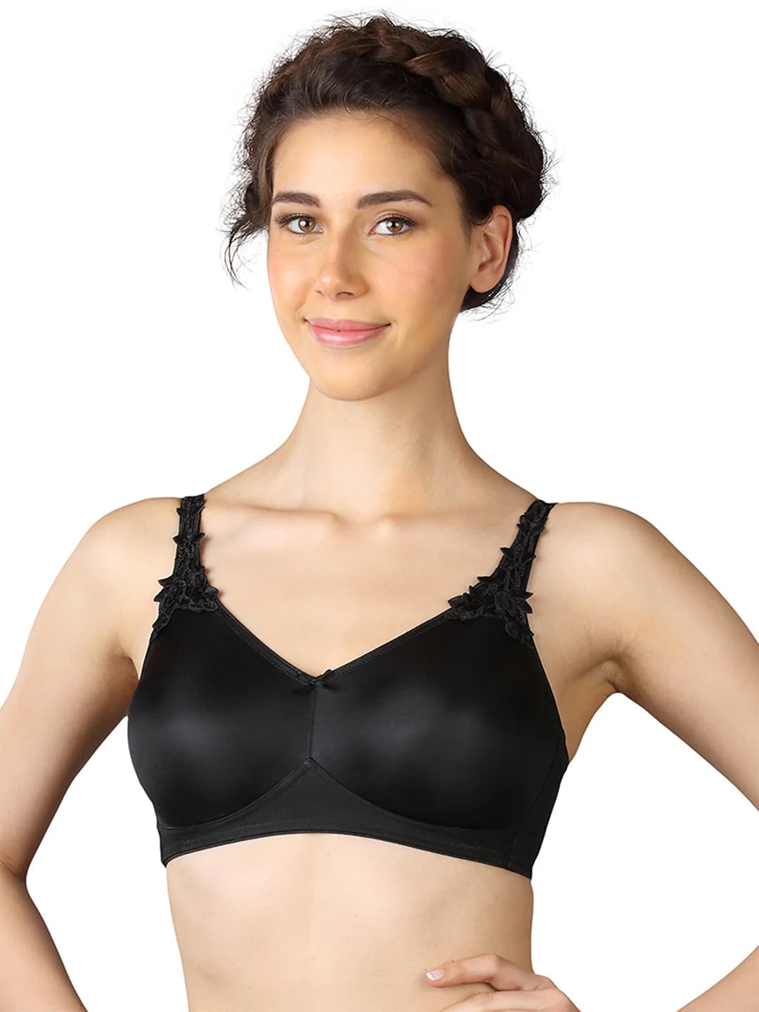 Women's Black Lace Detailing Non-Wired Medium Coverage Non-Padded Bra