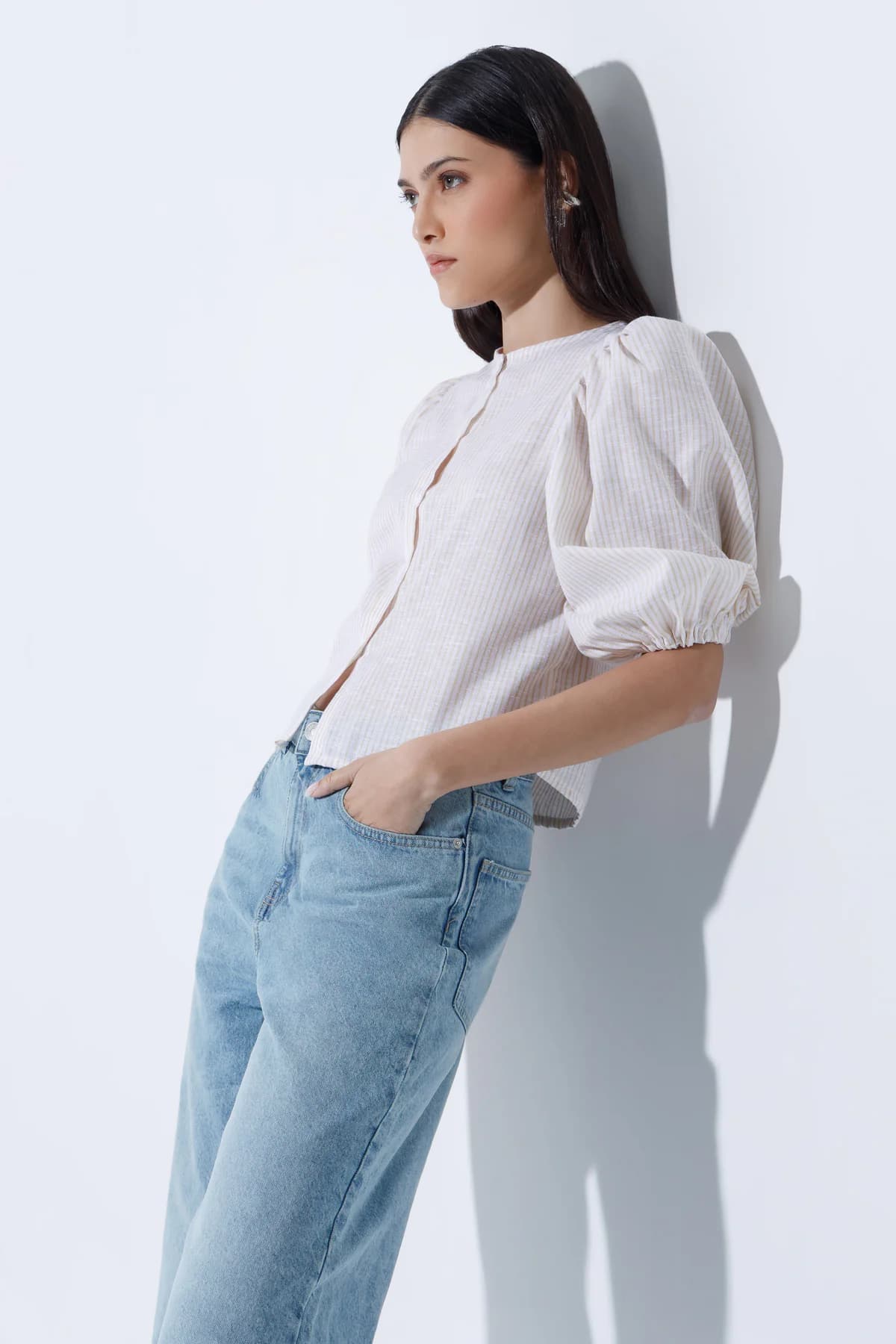 Women's White Casual Regular Fit Striped Half Sleeves Top