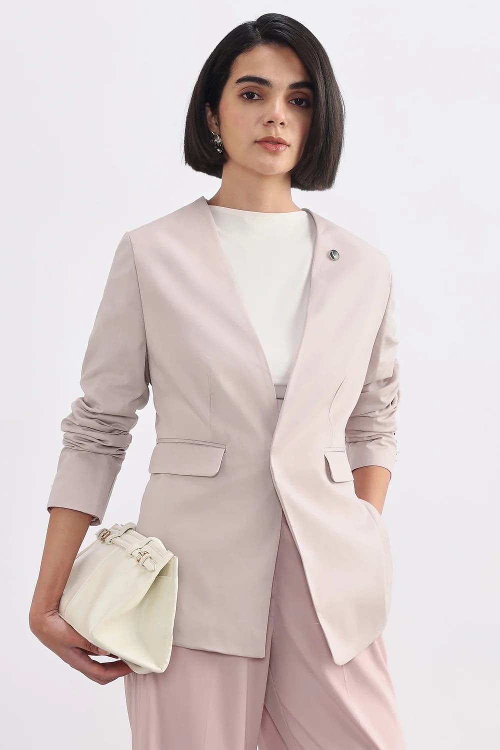 Women's Pink Formal Regular Fit Polyester Full Sleeves Blazer