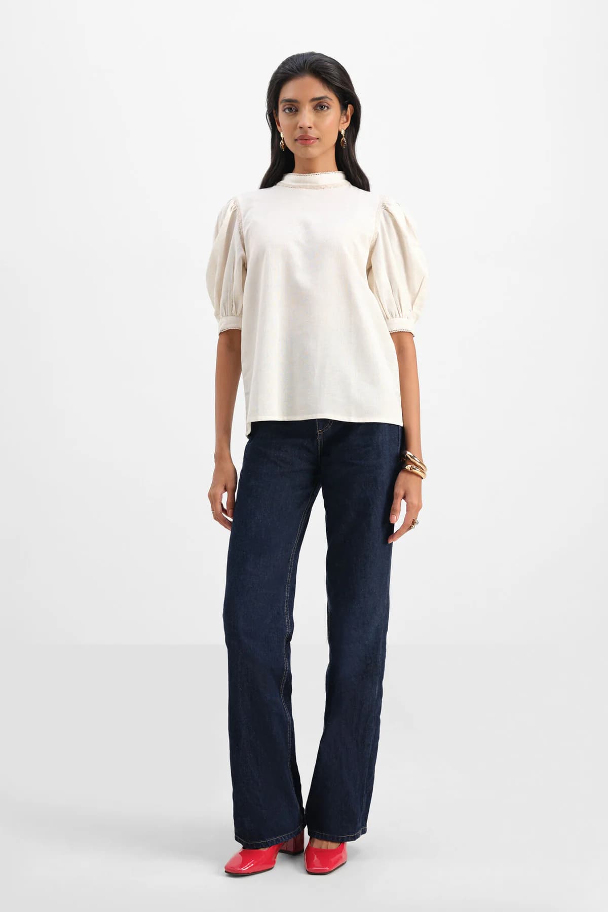 Women's White Casual Solid Round Neck Top