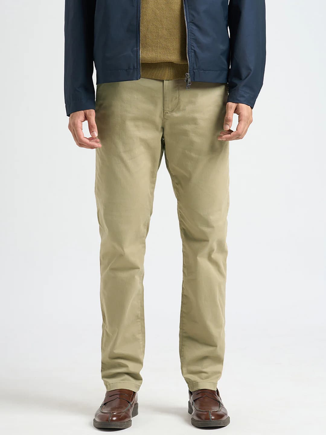 Men's Beige Casual Slim Fit Mid Rise Chinos