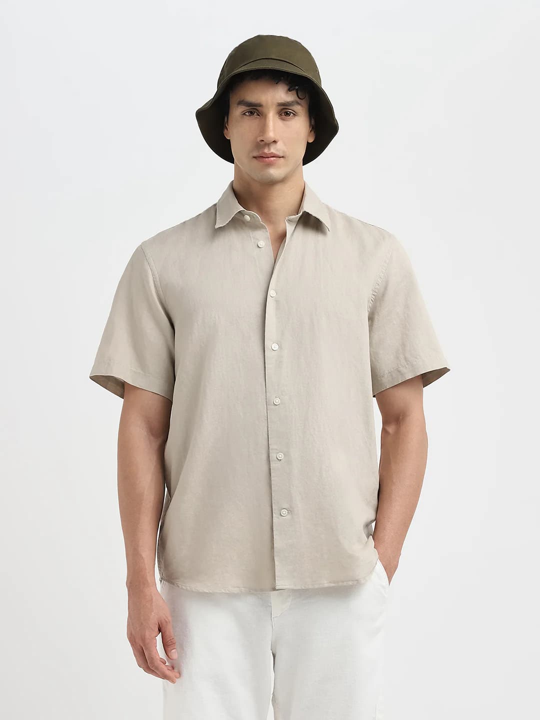 Men's Beige Casual Regular Fit Linen Half Sleeves Shirt