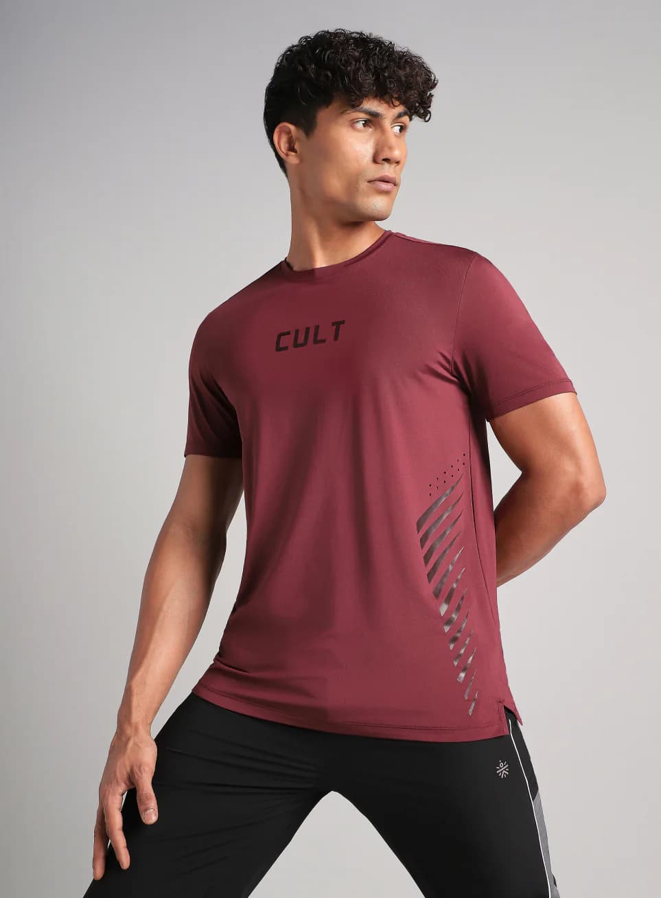 Men's Red Contour Vent Training Tshirt