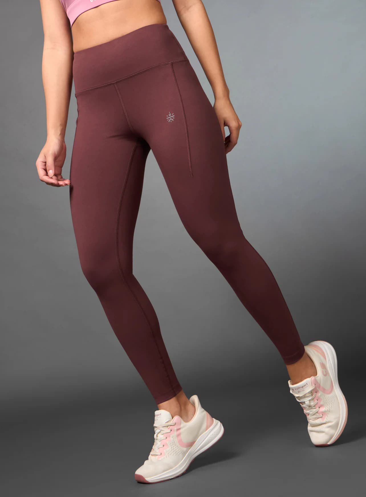 Women's Brown Sports Solid Skinny Fit Do It All Performance Tights