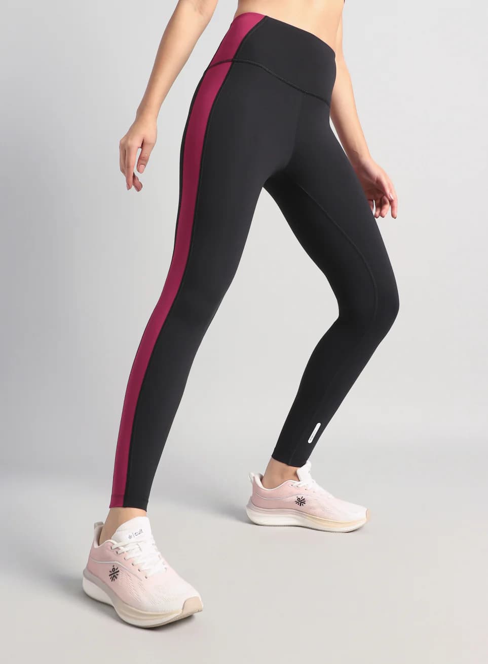 Women's Black Sports Colorblocked Skinny Fit Transform Comflex Tights