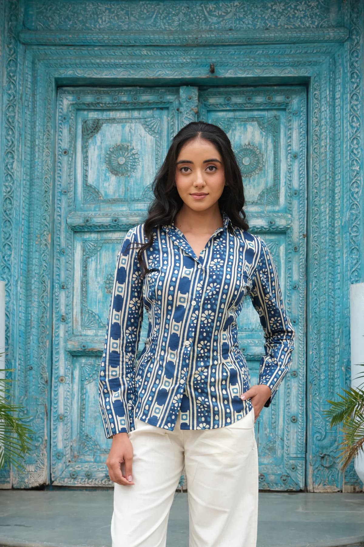 Women's Blue Casual Printed Regular Fit Shirt