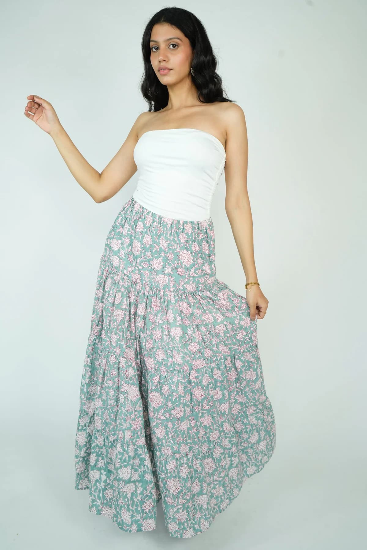 Women's Green Casual Printed Regular Fit Mid Rise Skirt