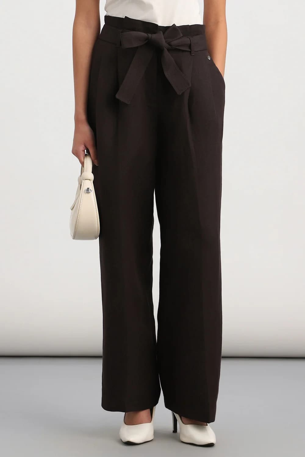 Women's Beige Formal Regular Fit Mid Rise Trouser