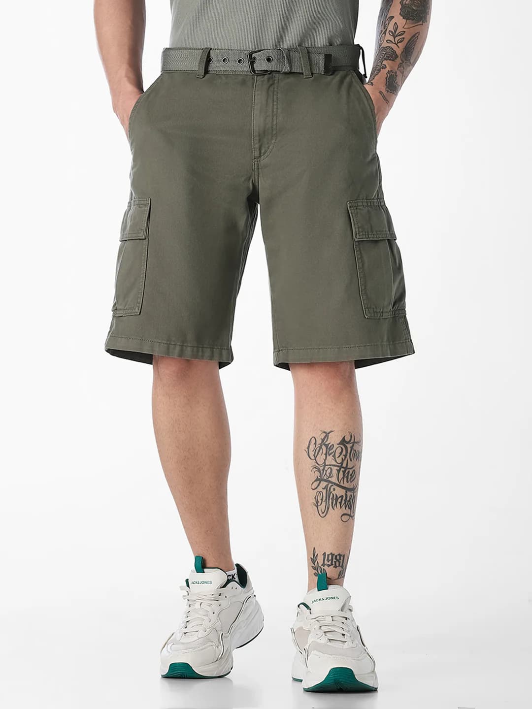 Men's Green Casual Regular Fit Mid Rise Cargo Shorts