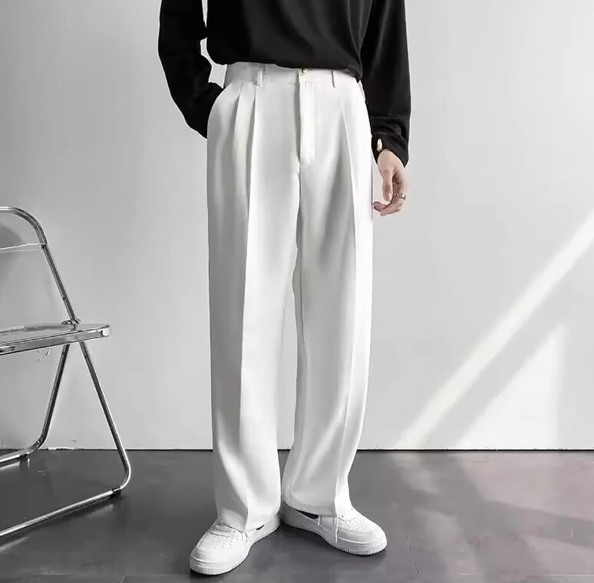 Men's White Formal Solid Baggy Fit Mid Rise Trouser