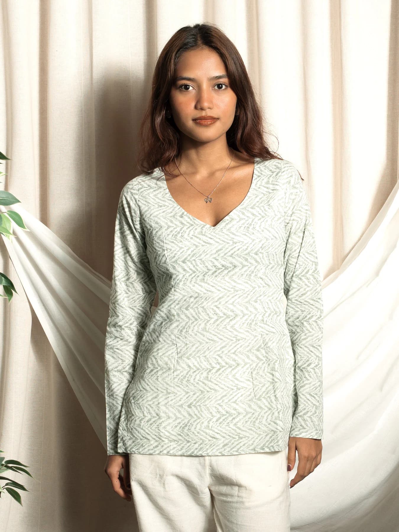 Women's Green Casual Full Sleeves Nayla Full Sleeve Kurti