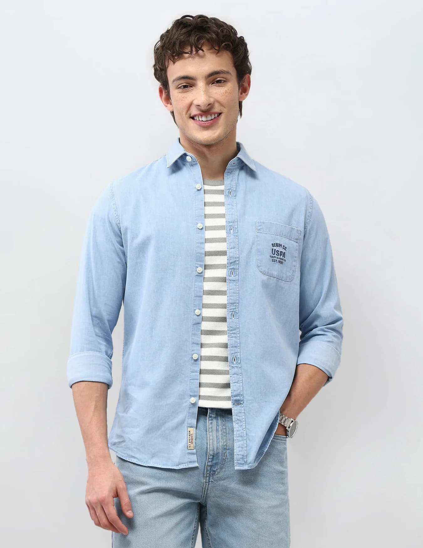 Men's Blue Casual Regular Fit Full Sleeves Cutaway Collar Shirt