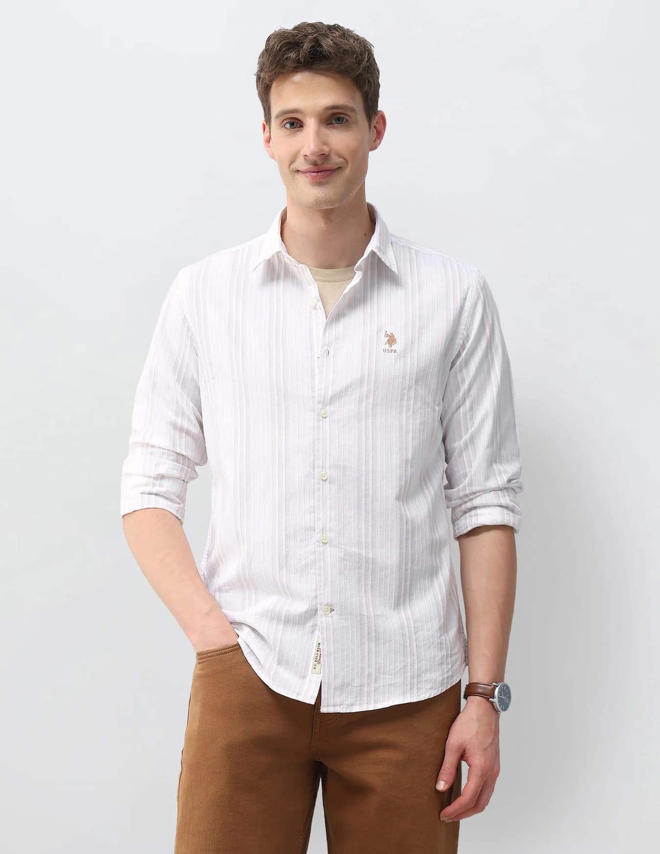 Men's White Casual Regular Fit Full Sleeves Cutaway Collar Shirt