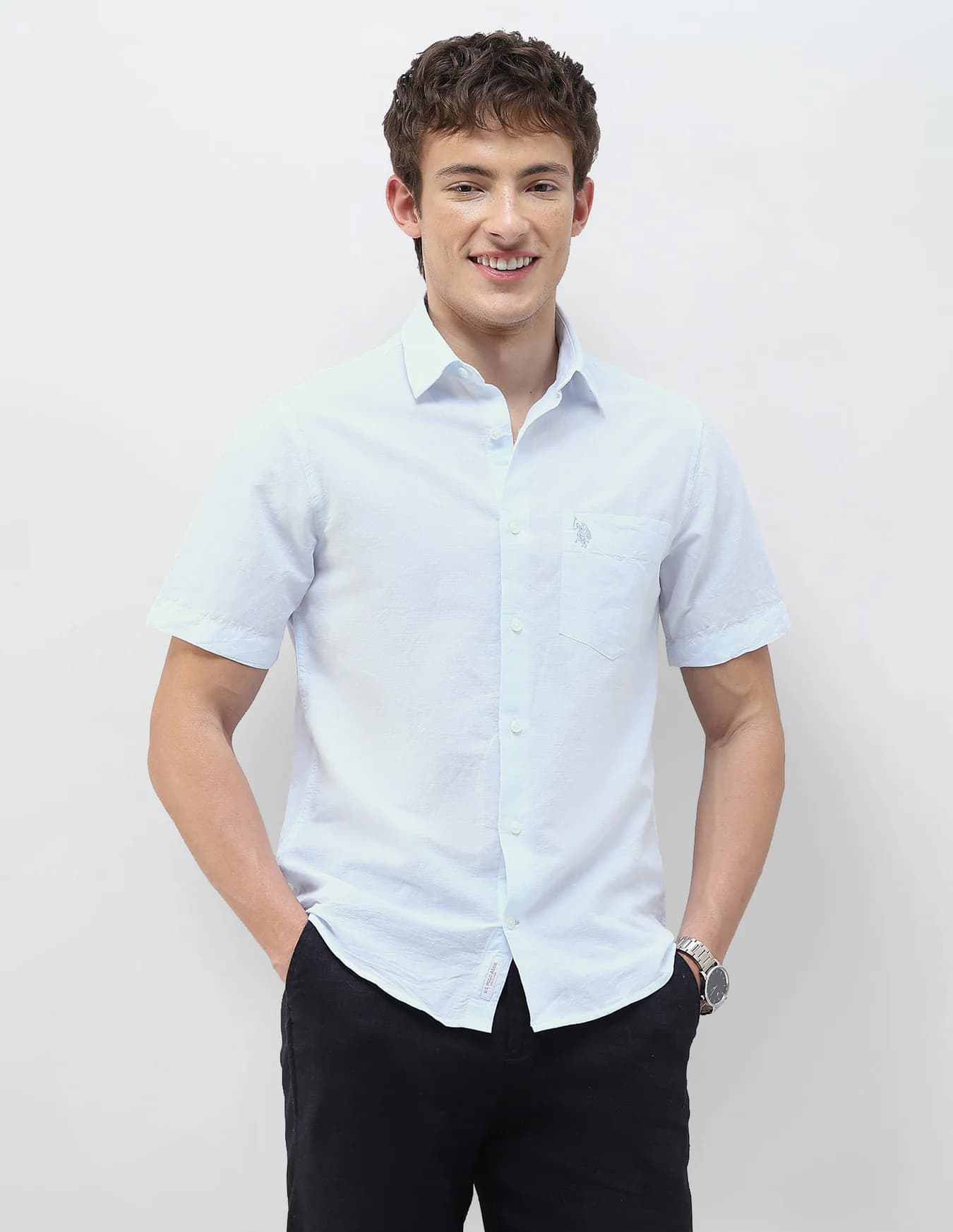 Men's Blue Casual Regular Fit Half Sleeves Cutaway Collar Shirt