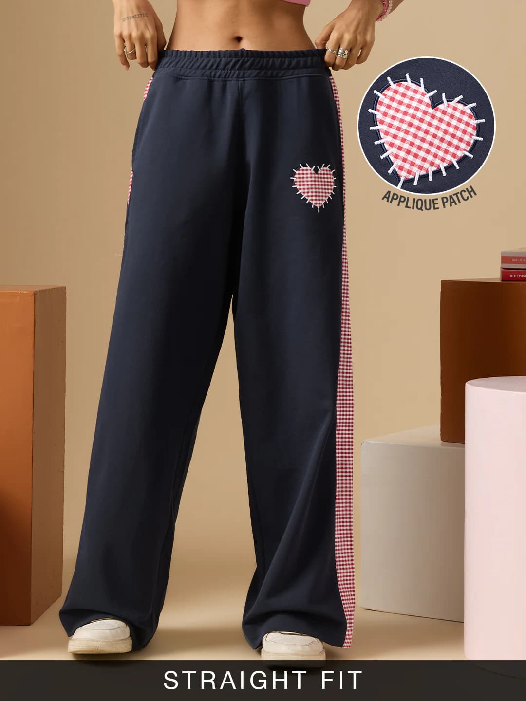 Women's Navy Casual Straight Fit Mid Rise Trackpant