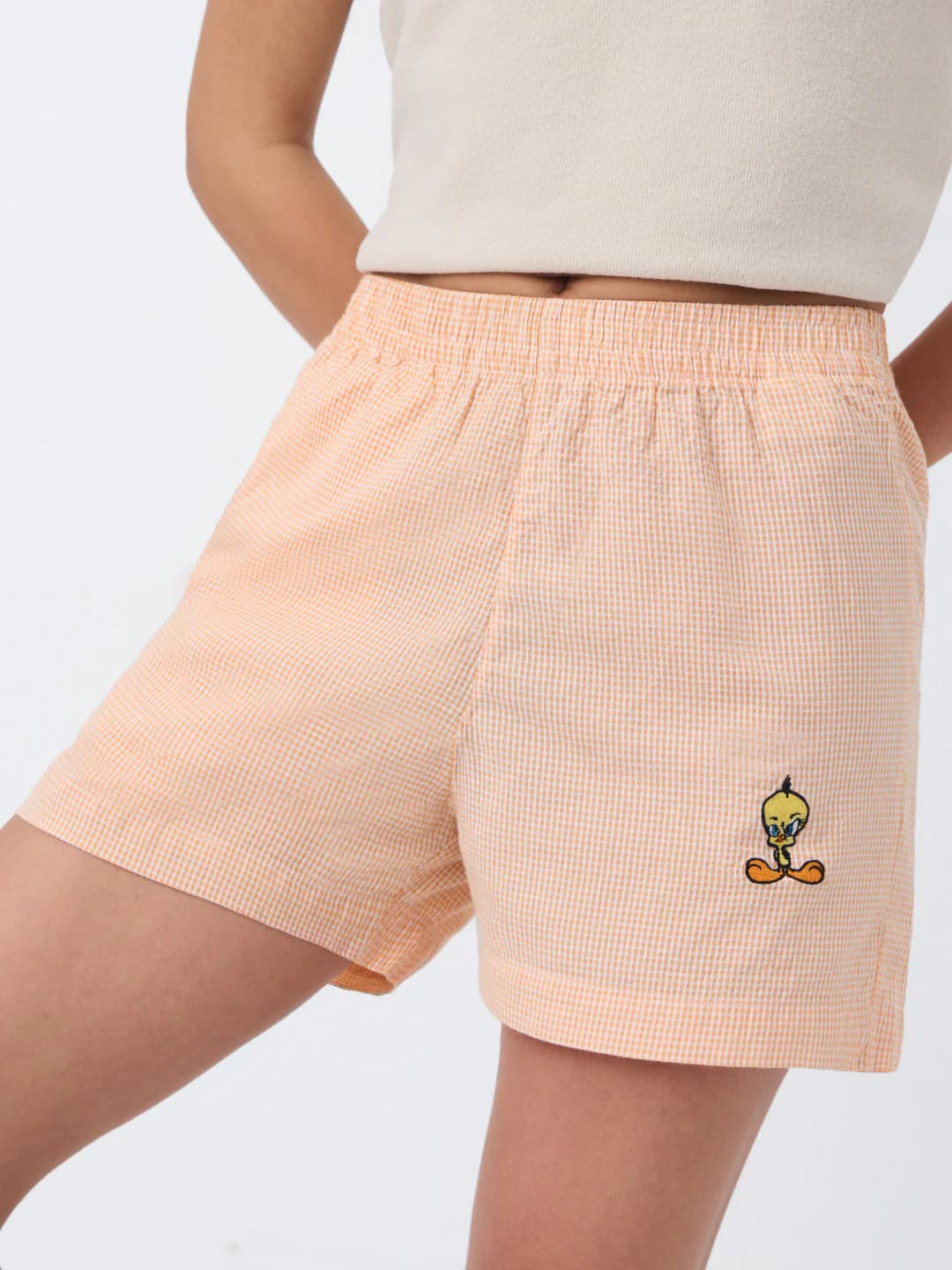 Women's Orange Casual Regular Fit Mid Rise Shorts