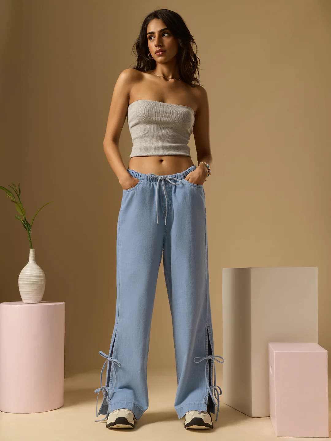 Women's Blue Casual Straight Fit Mid Rise Jeans