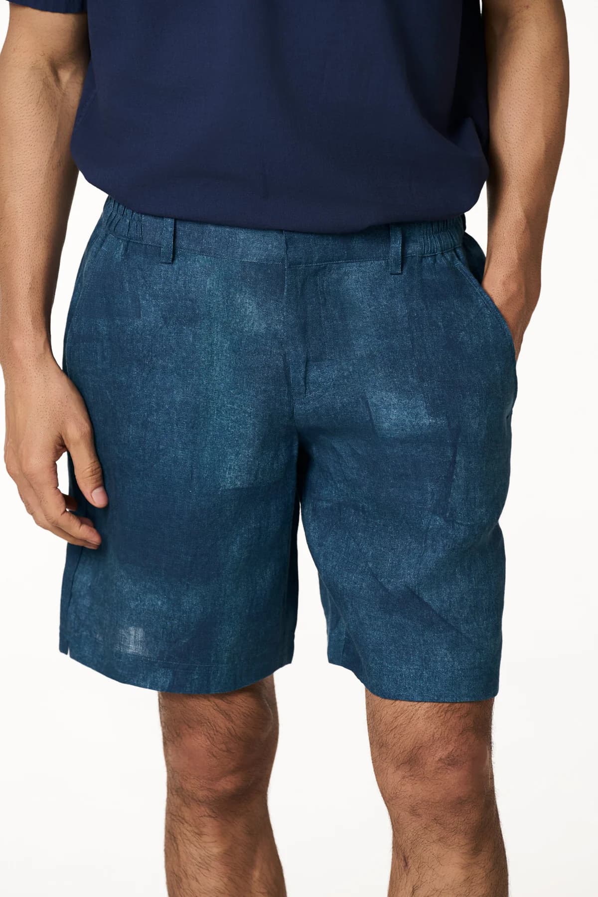 Men's Blue Casual Regular Fit Mid Rise Del Sol Linen Shorts