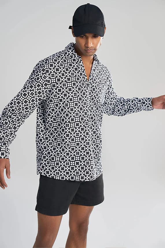Men's Black Casual Regular Fit Full Sleeves Glen Shirt