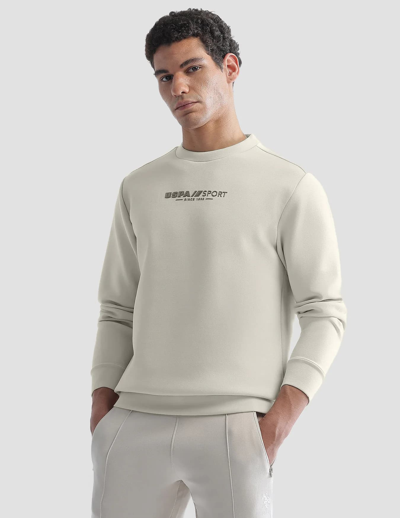 Men's Beige Sports Regular Fit Solid Full Sleeves Sweatshirt