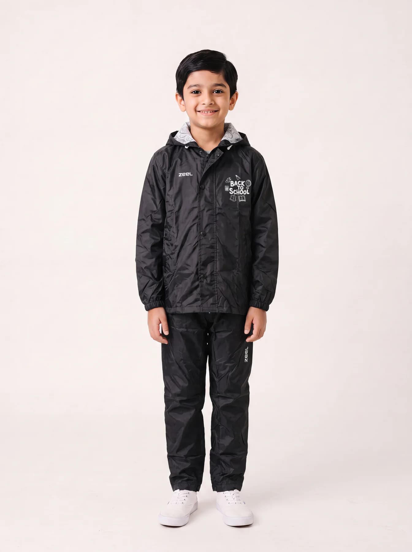 Boys Black Regular Fit Full Sleeves Solid Rainsuit