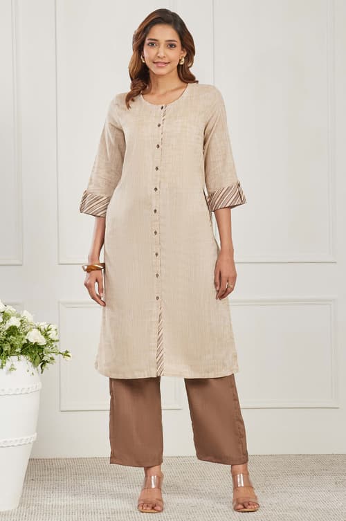 Women's Beige Regular Fit Casual V-Neck Kurta