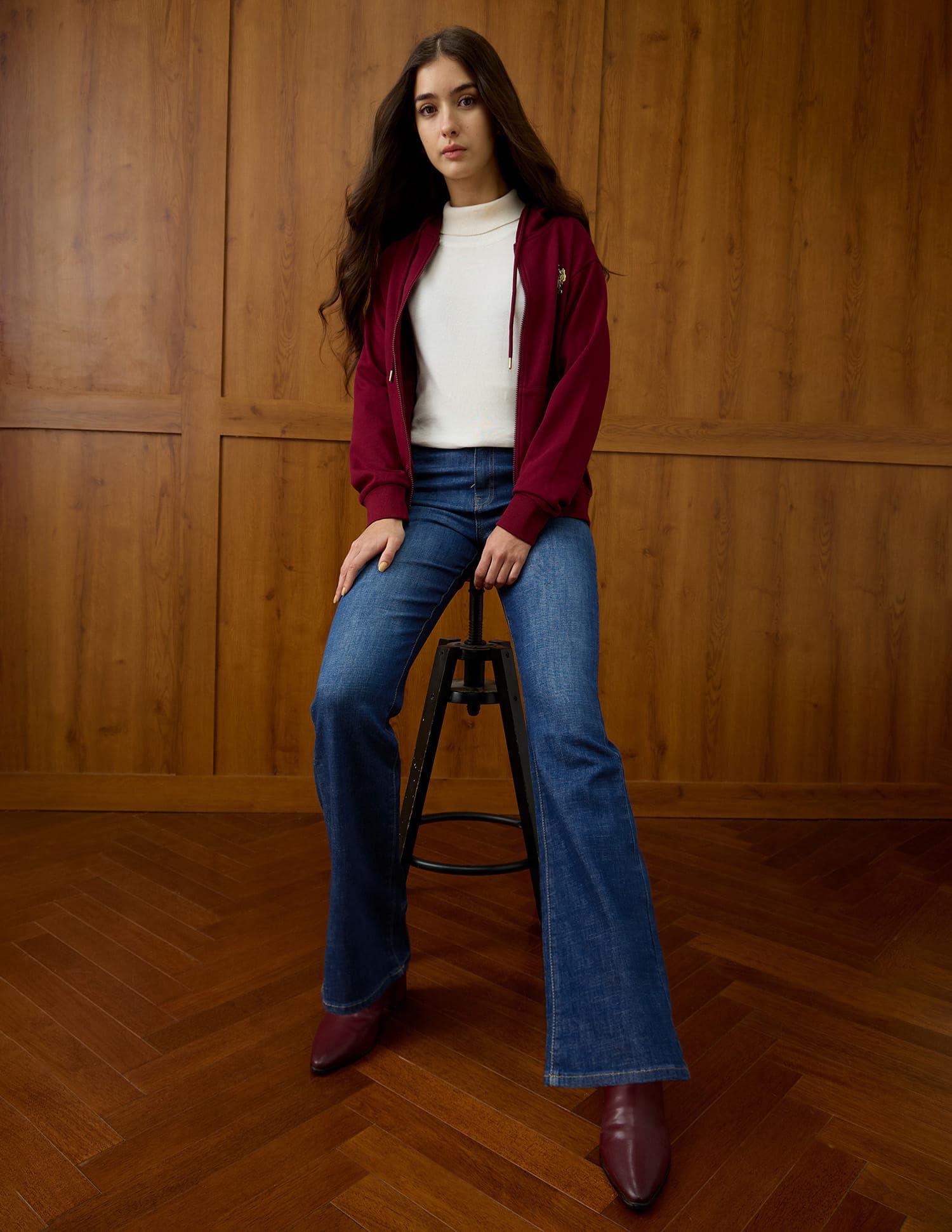 Women's Blue Bootcut Fit Solid Jeans