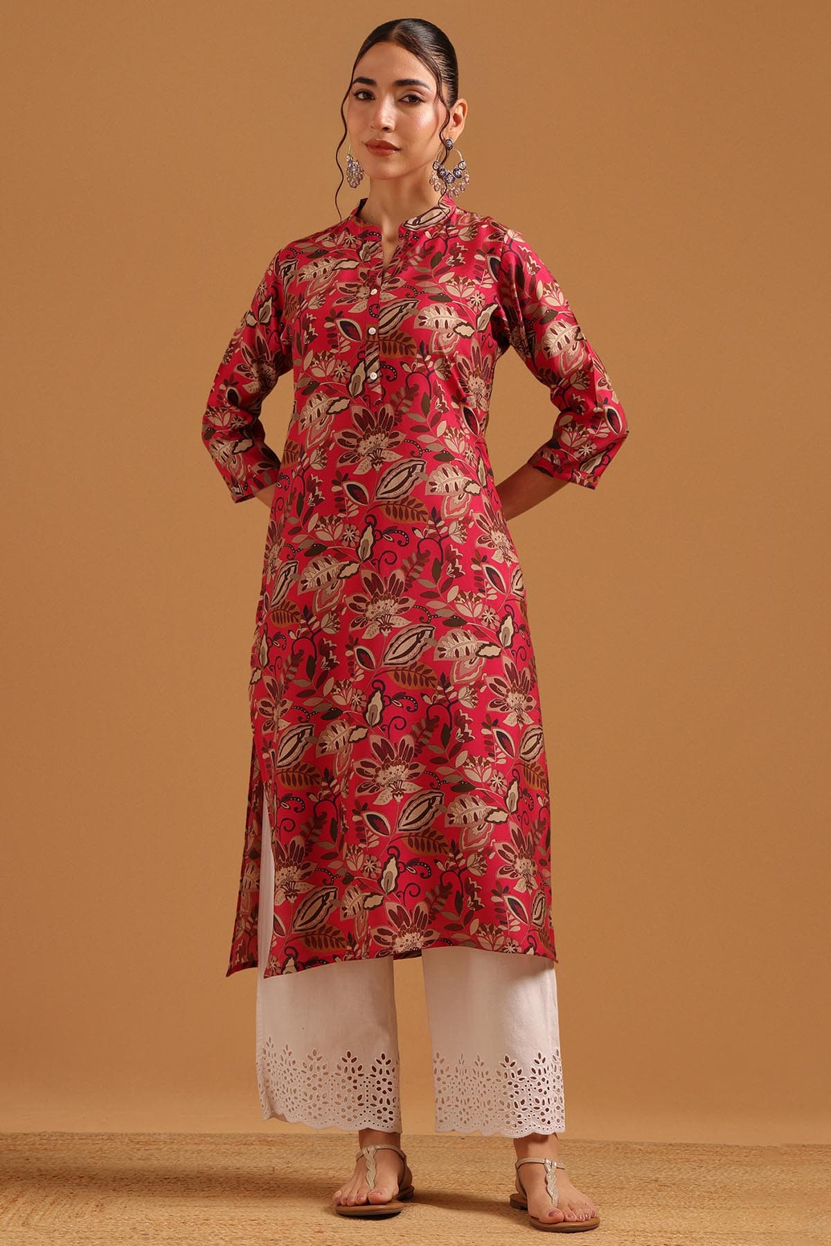 Women's Red Festive Mandarin Collar Regular Fit Kurta