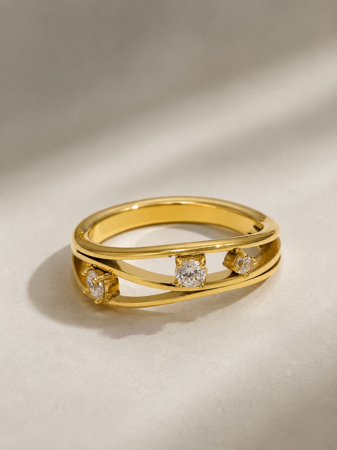 Women's Lumiere 1 Gold Split Band Ring with Round Crystals